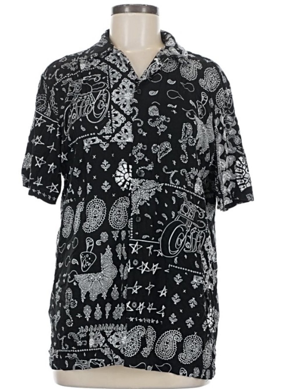 No Boundaries Black and White Bandana Print Short Sleeve Button Down Shirt